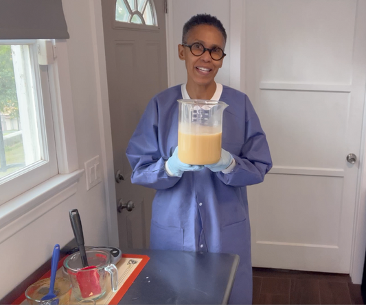 Work With Me Wednesday: Benefits of Oil-Based Liquid Soap